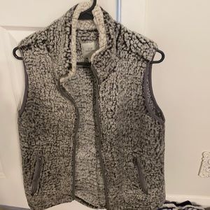 Cozy thread and supply vest